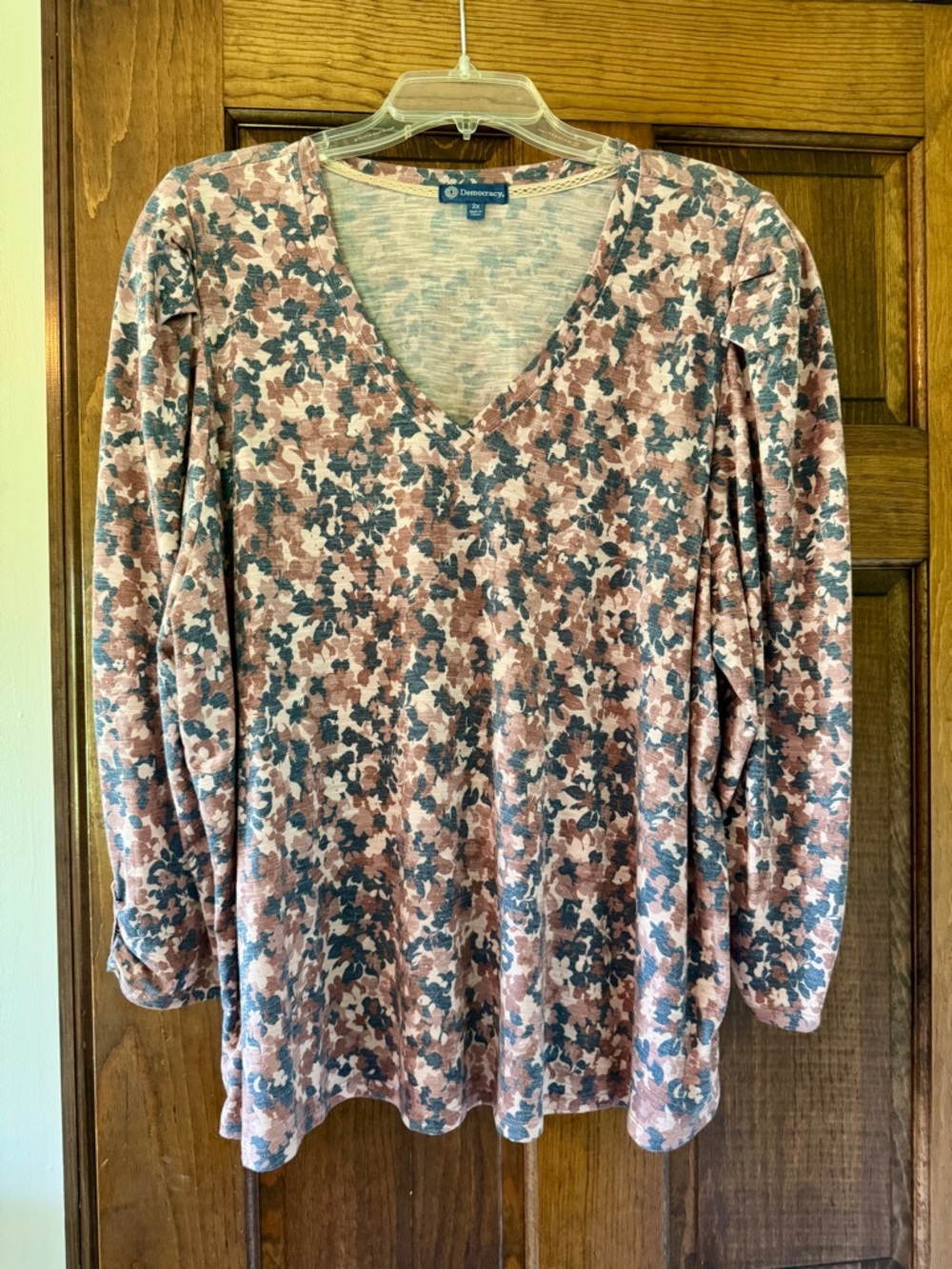 Democracy Floral Scoop Neck Top - Dusty Rose & Gray